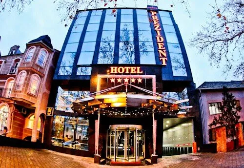 ULICA_PR_HOTEL